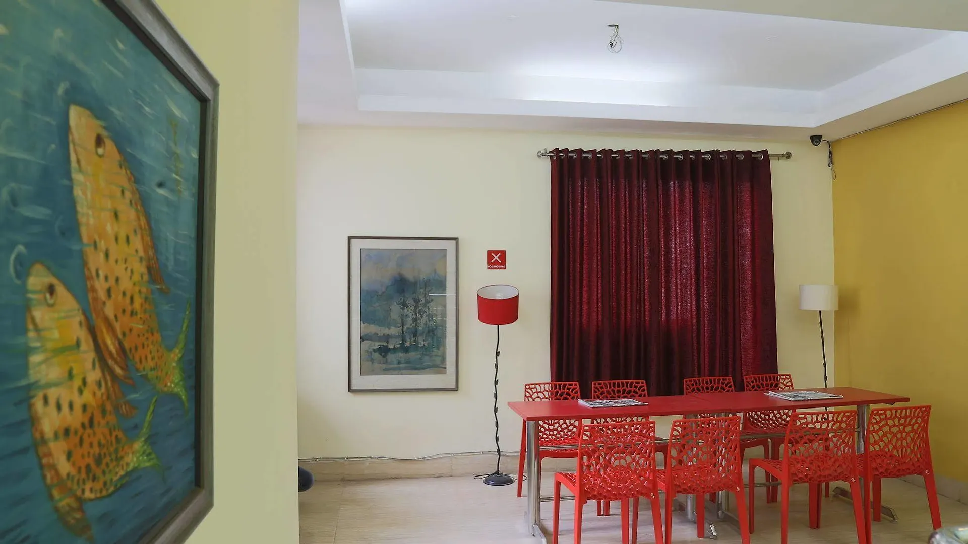 *** Hotel Fabhotel Mayarch Sushant Lok Gurgaon India